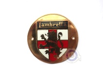 Vista frontal del anagrama adorno escudo Lambretta