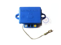 Vista frontal del centralita encendido electronico 12V Vespa 60-65 en stock