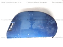 Vista frontal del cofano Vespa Cosa derecho azul en stock