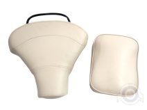 Vista frontal del juego asientos Vespa Beig en stock