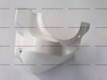 Vista frontal del cubre carter UTAH blanco Vespa en stock