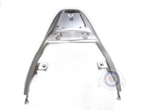 Vista frontal del parrilla portaobjetos Piaggio Skipper 125/150 en stock