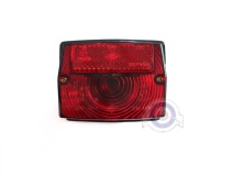 Vista frontal del piloto trasero Derbi Variant Start en stock