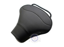 Vista frontal del asiento delantero individual Vespa en stock