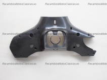 Vista principal del tapa manillar Vespa FL inferior en stock